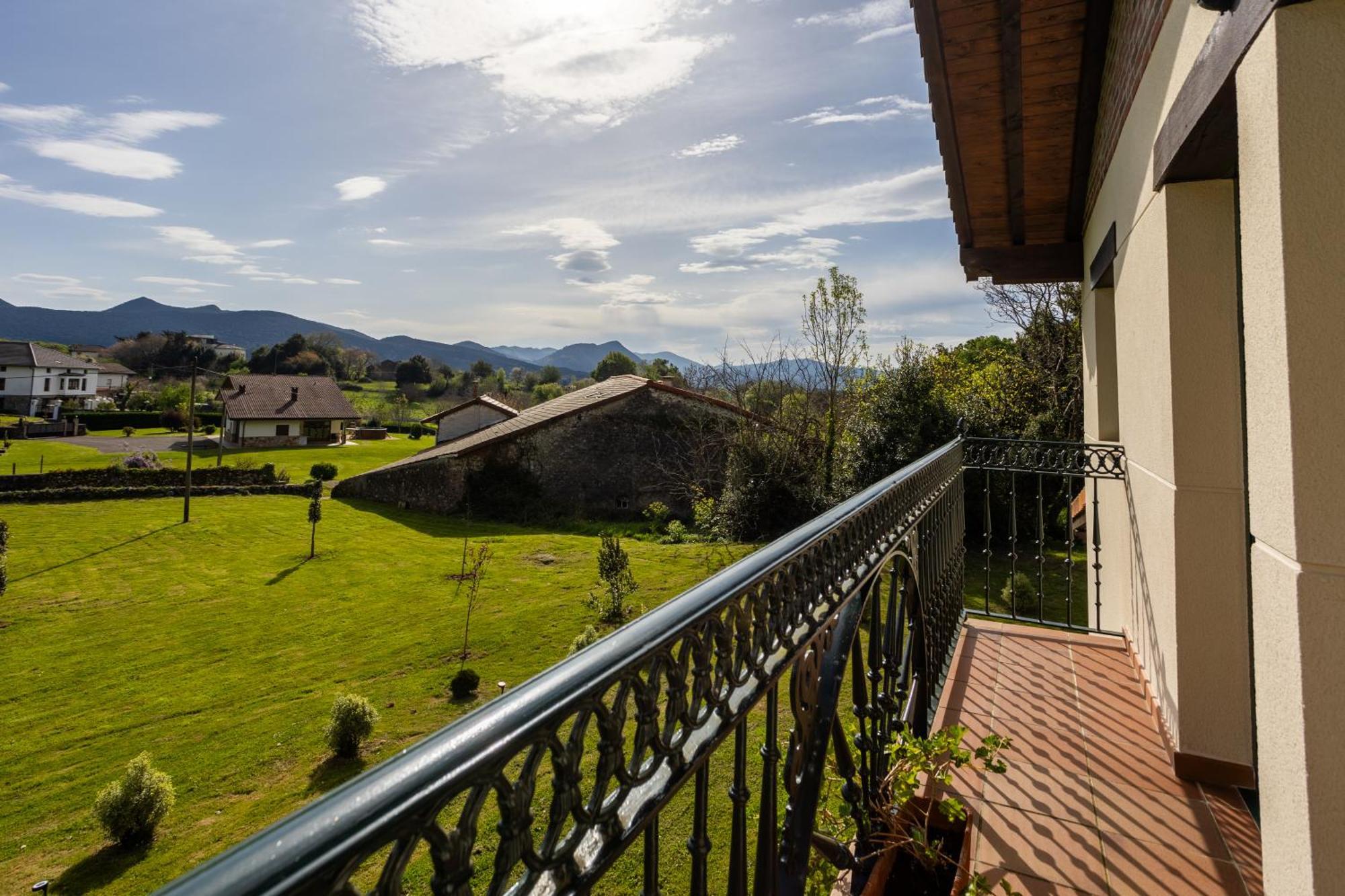 Villa Urdaibai Busturia Exterior photo