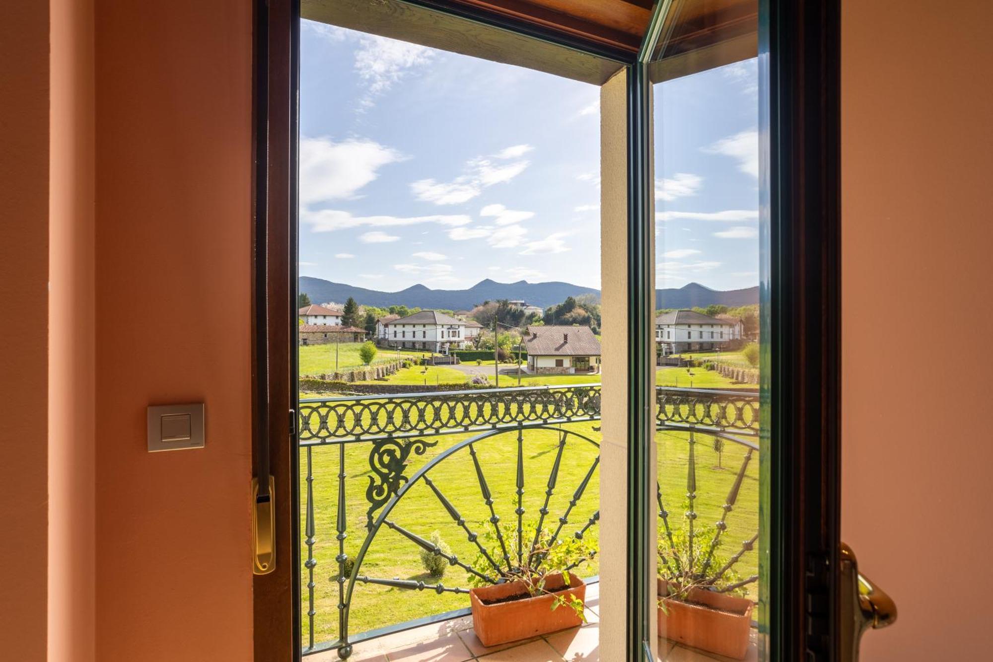 Villa Urdaibai Busturia Exterior photo